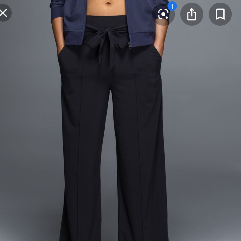 Noir pant lululemon